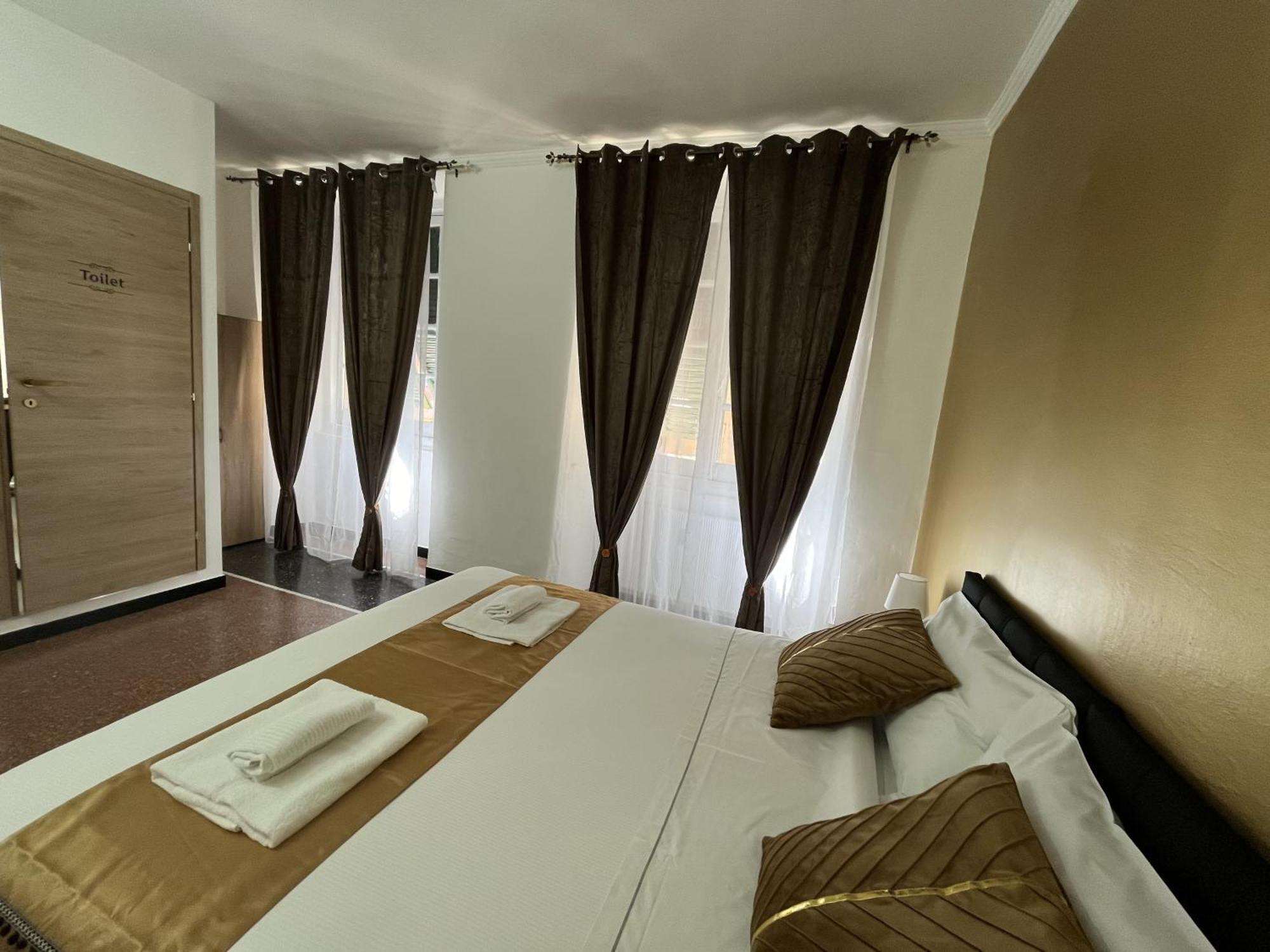 Genova Gold Rooms מראה חיצוני תמונה
