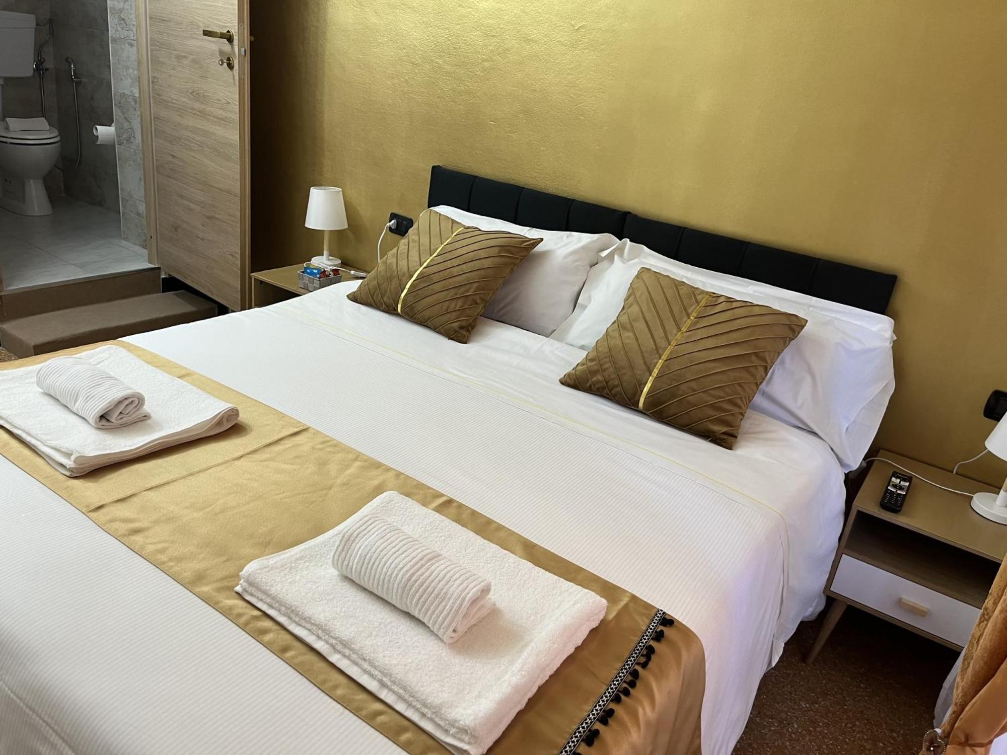 Genova Gold Rooms מראה חיצוני תמונה